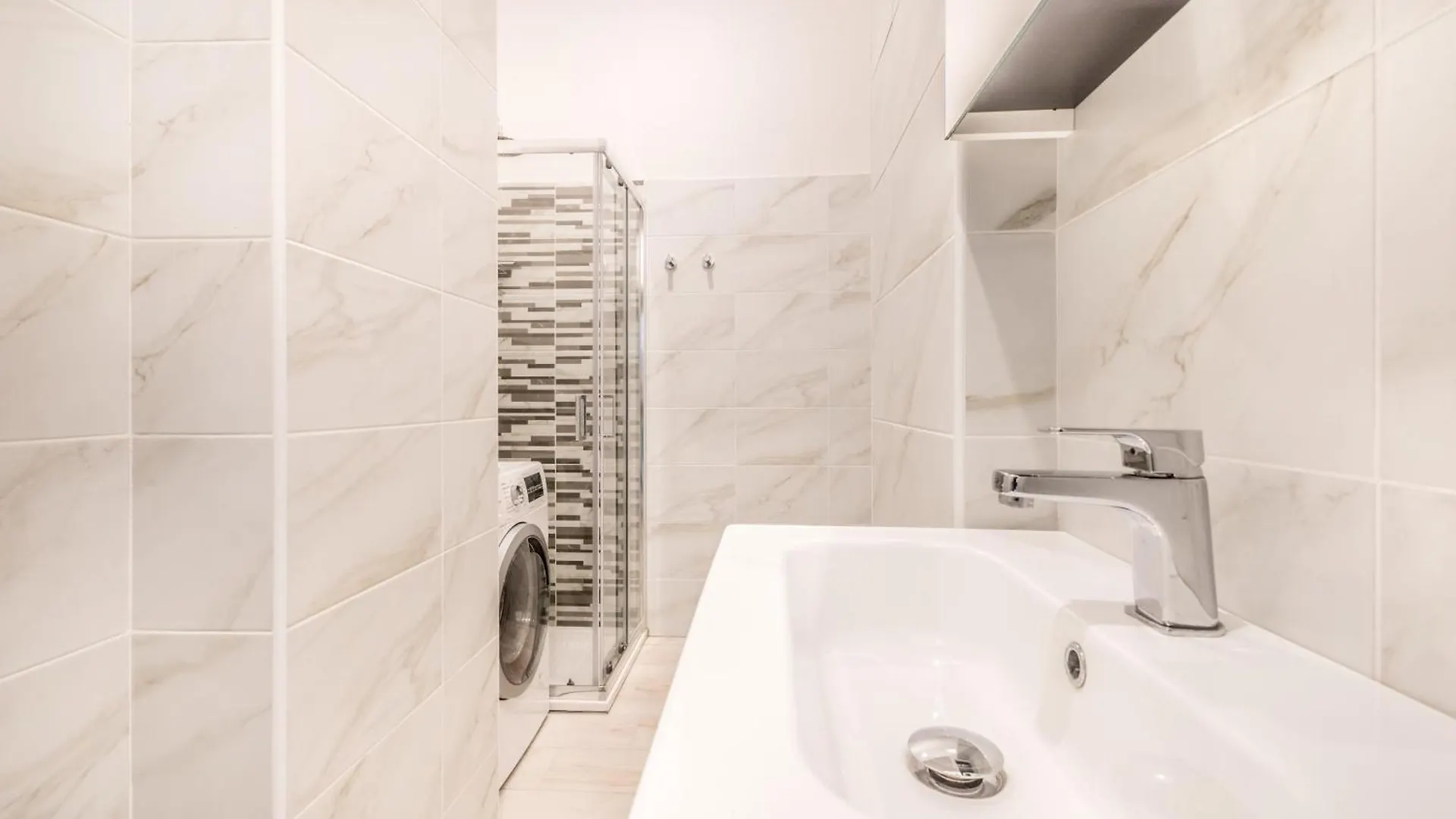 Dacia Delight Apartment Rome Italy